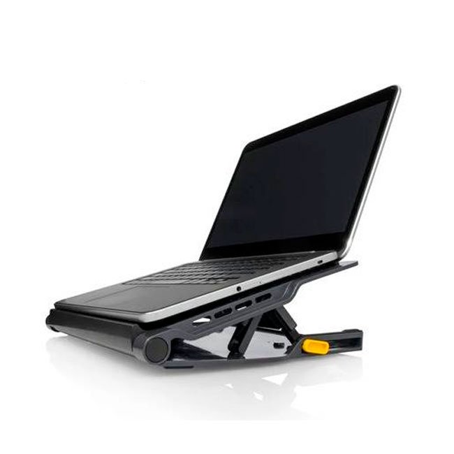 Cooler  Targus AWE81US para Laptop 17" con 2 Ventiladores 2500 RPM y Hub USB 4 Puertos